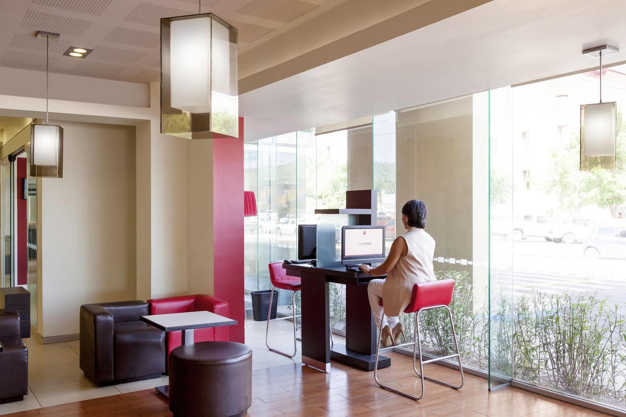 Ibis Hermosillo Exteriér fotografie